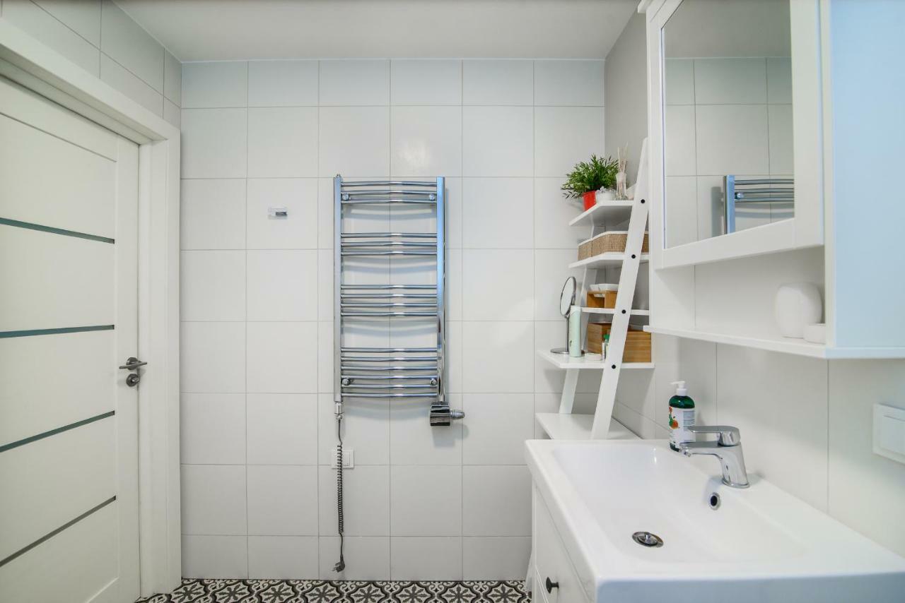 #Stayhere - Comfy & Stylish Studio With Green Patio Close To Old Town فيلنيوس المظهر الخارجي الصورة